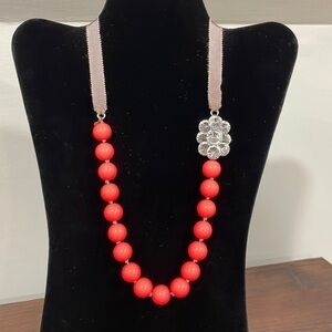 Stella and Dot girls Color crush statement necklace set